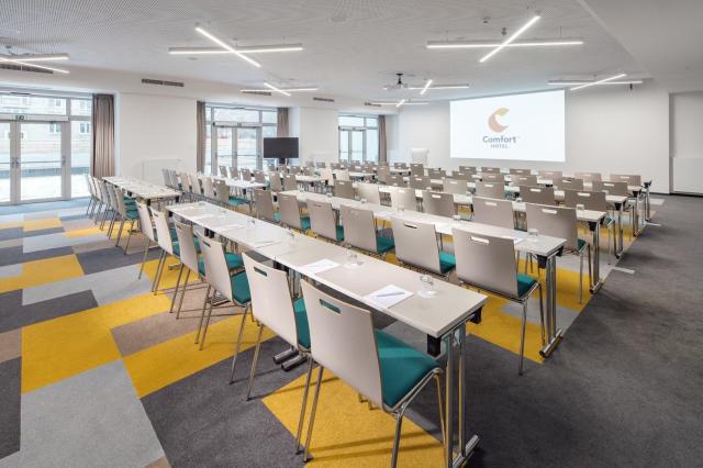 Comfort Hotel Prague City East
