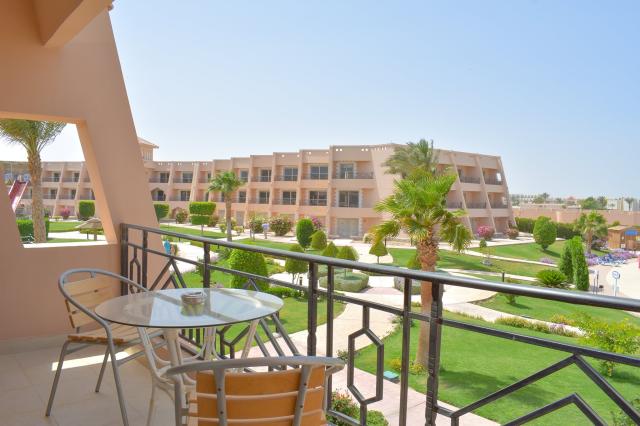 Hotel Jasmine Palace Resort