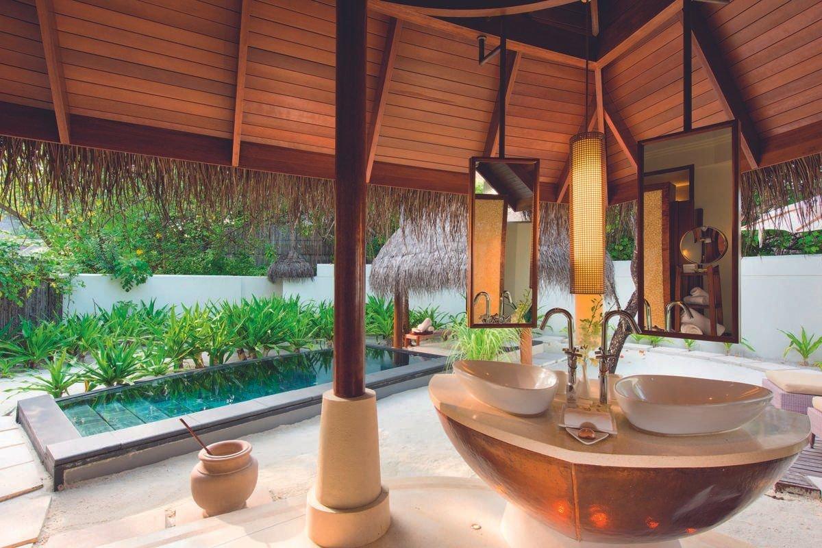 Constance Halaveli Maldives