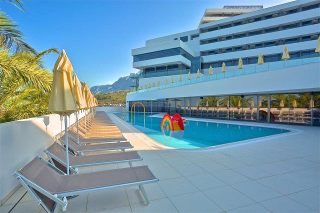 Hotel Medora Auri Family Beach Resort