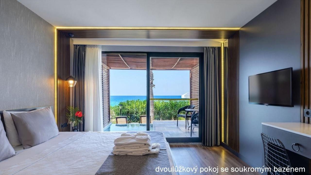 Hotel Adora Calma Beach