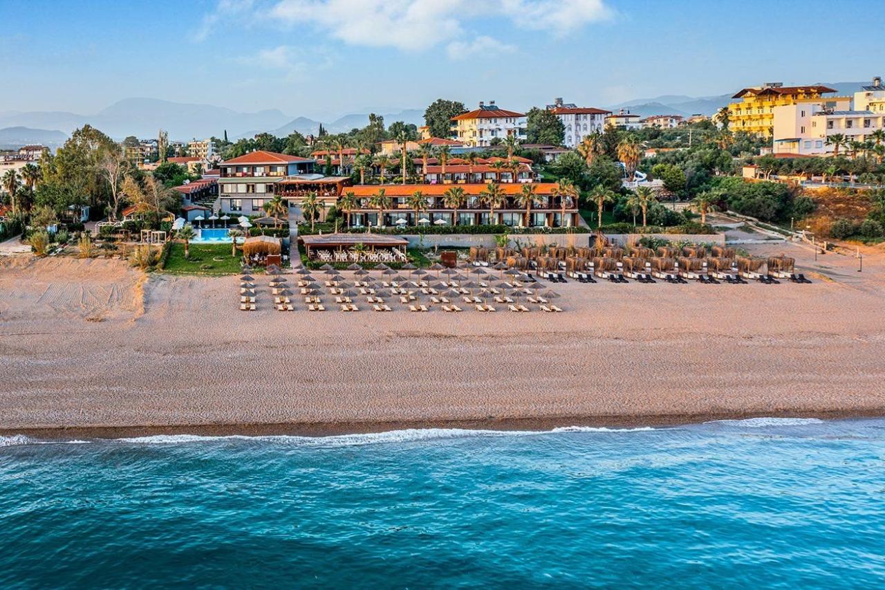 Hotel Adora Calma Beach