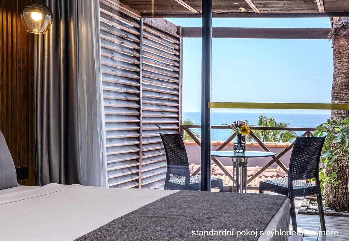 Hotel Adora Calma Beach
