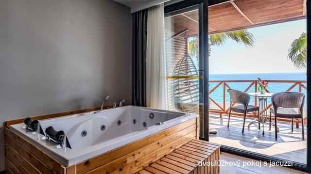 Hotel Adora Calma Beach