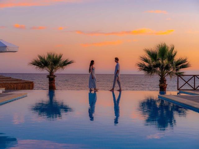 Hotel Adora Calma Beach