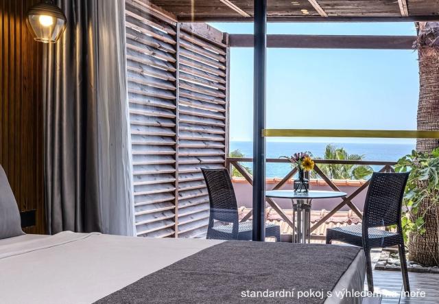 Hotel Adora Calma Beach