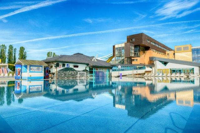 Hotel Aquacity Mountain View