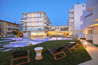 Marina Palace