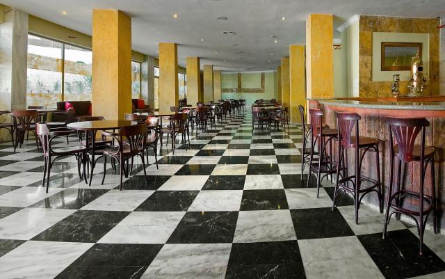 Hotel Las Piramides