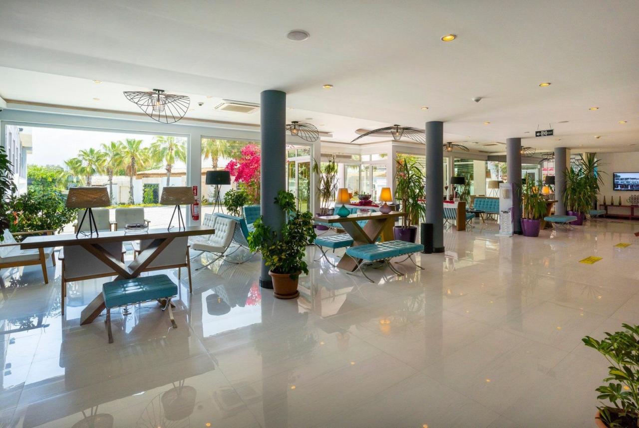 Hotel Flora Garden Beach