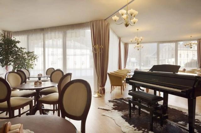 Ramada Hotel & Suites (ex Prisank)