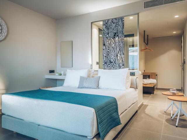 Hotel Azure Memories