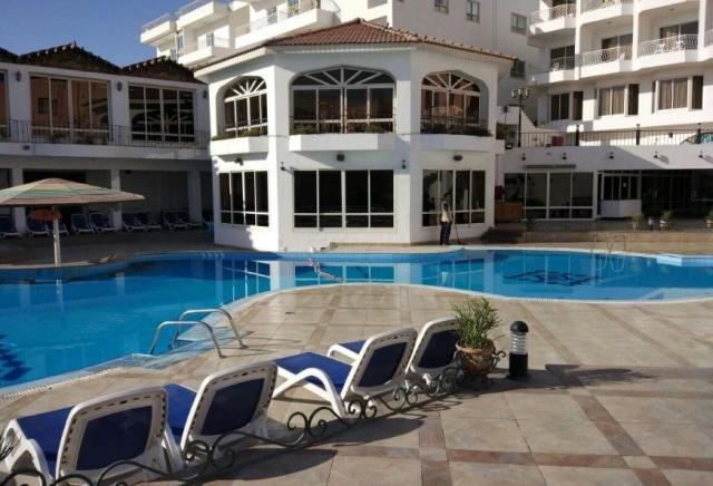 Hotel Minamark Beach Resort