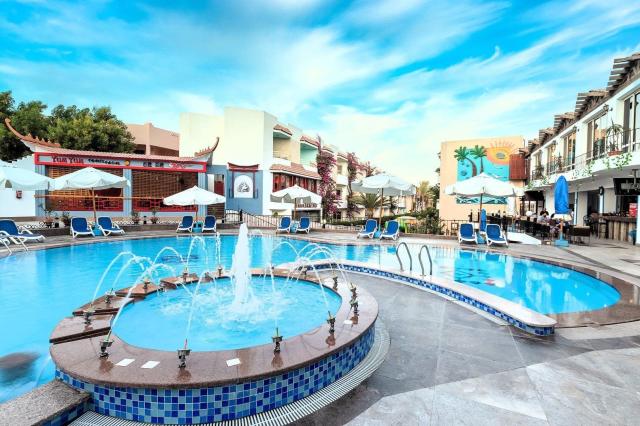 Hotel Minamark Beach Resort