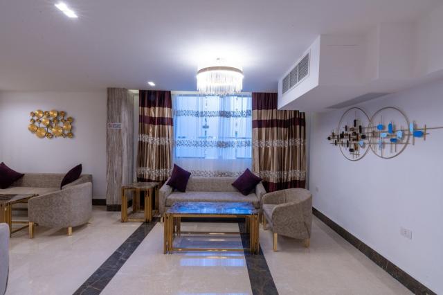 Hotel Minamark Beach Resort