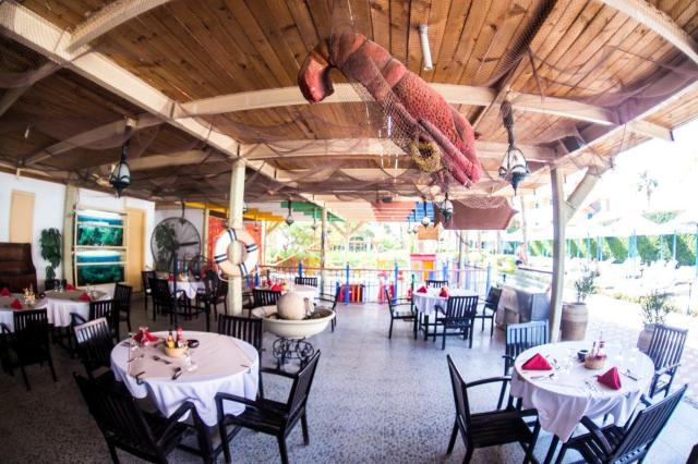 Hotel Minamark Beach Resort