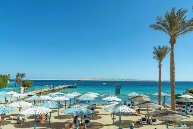 Hotel Minamark Beach Resort