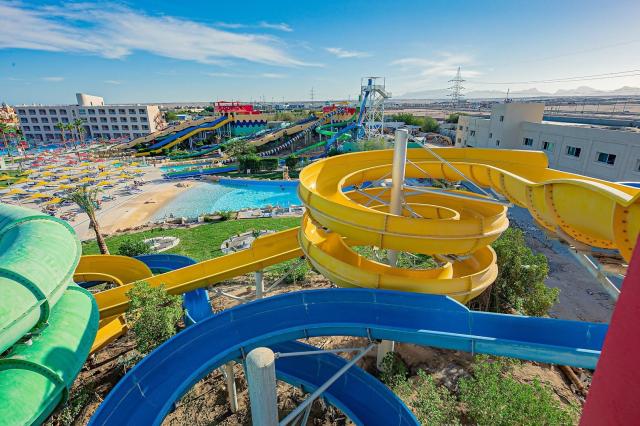 Hotel Titanic Resort and Aqua Park