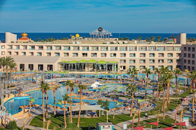 Hotel Titanic Resort and Aqua Park