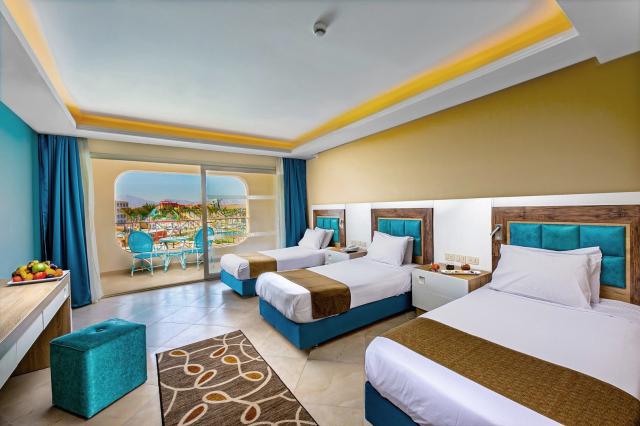 Hotel Titanic Resort and Aqua Park