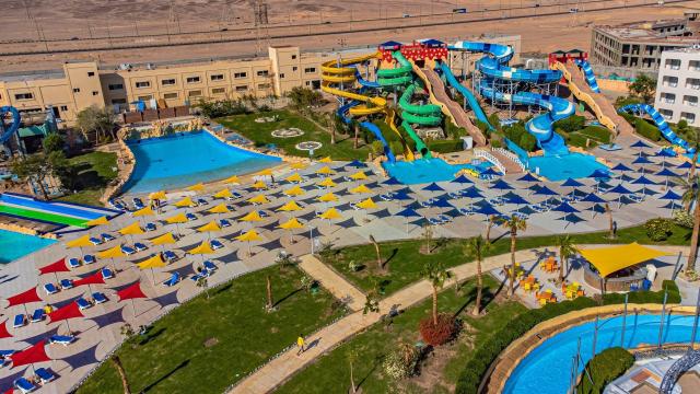 Hotel Titanic Resort and Aqua Park