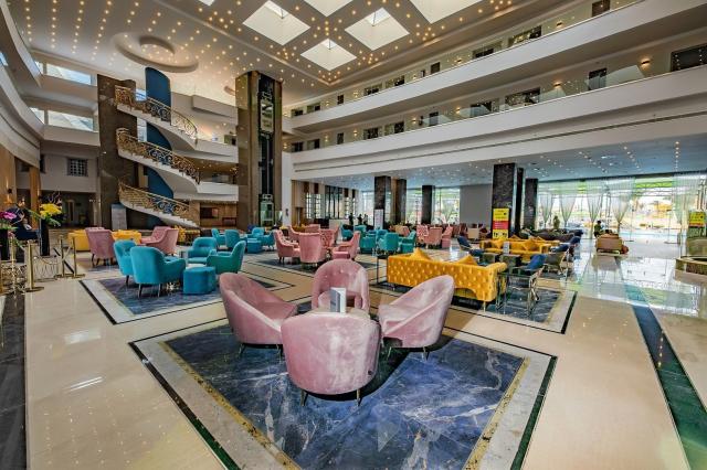 Hotel Titanic Resort and Aqua Park