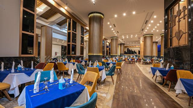 Hotel Titanic Resort and Aqua Park