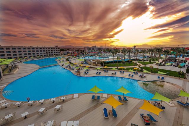 Hotel Titanic Resort and Aqua Park