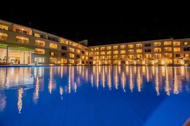 Hotel Titanic Resort and Aqua Park