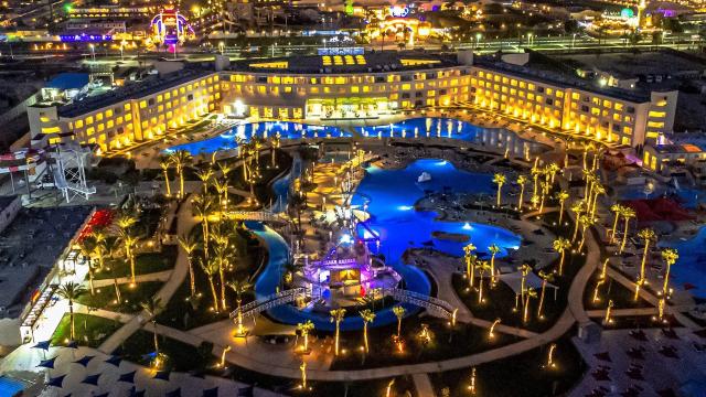 Hotel Titanic Resort and Aqua Park
