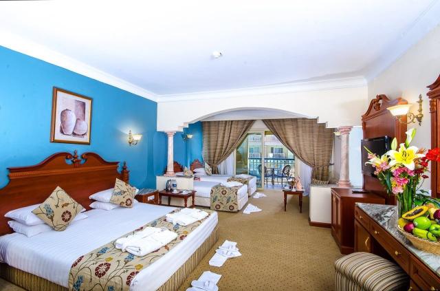 Hotel Titanic Palace