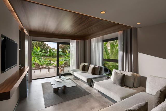 Hotel Paloma Finesse Side
