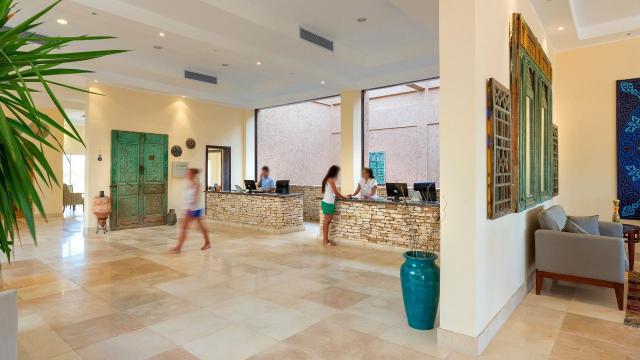 Hotel Caesar Bay Resort