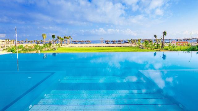 Hotel Caesar Bay Resort