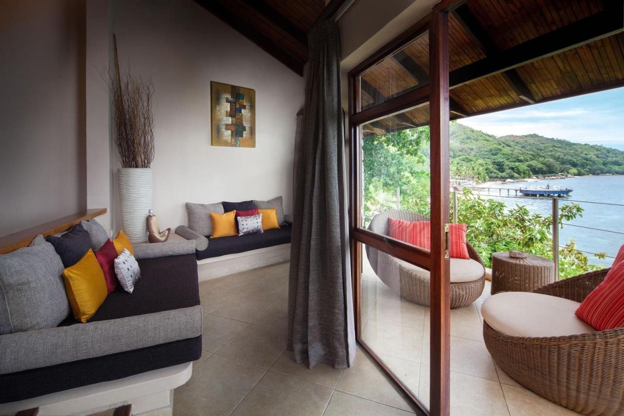 Hotel Coco De Mer & Black Parrot Suites