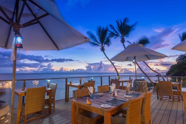 Hotel Coco De Mer & Black Parrot Suites