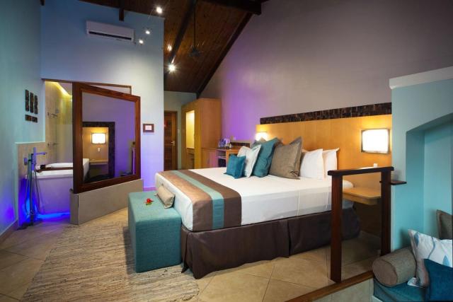 Hotel Coco De Mer & Black Parrot Suites