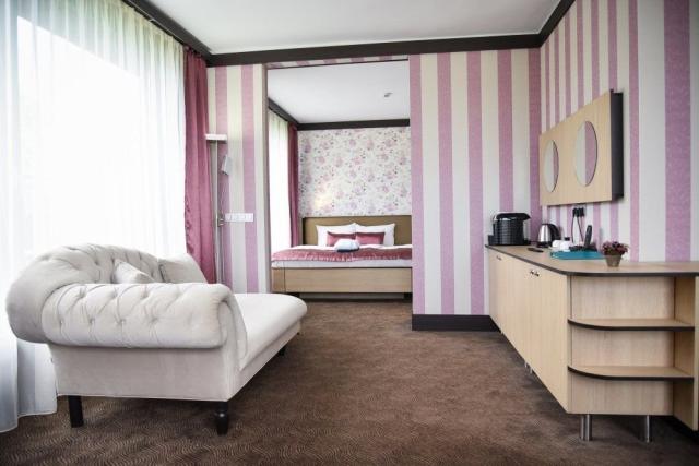 Portobello Wellness and Yacht Hotel