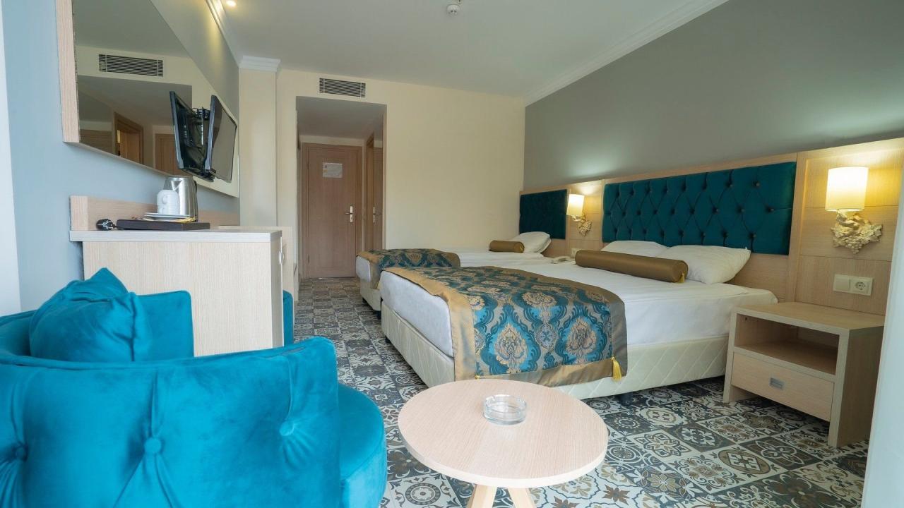 Hotel Dream World Palace