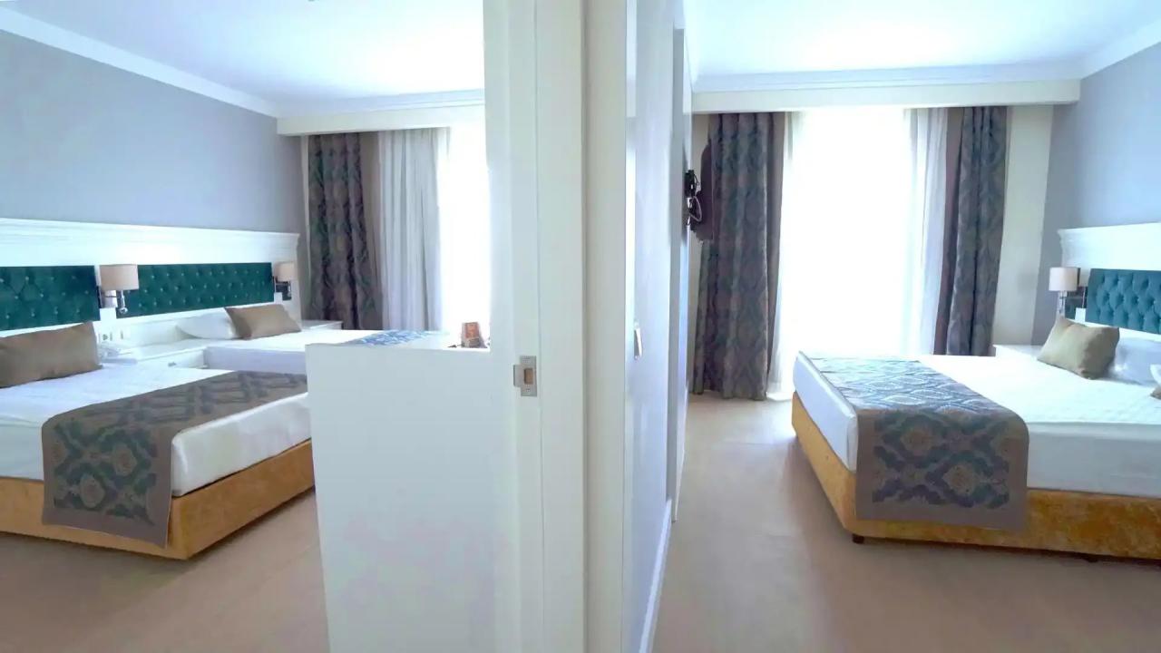 Hotel Dream World Palace