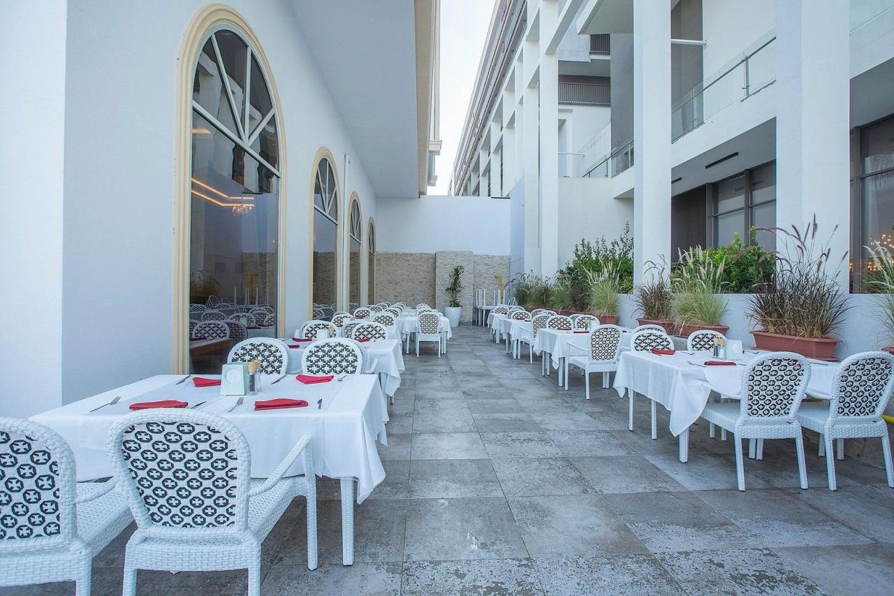Hotel Jadore Deluxe
