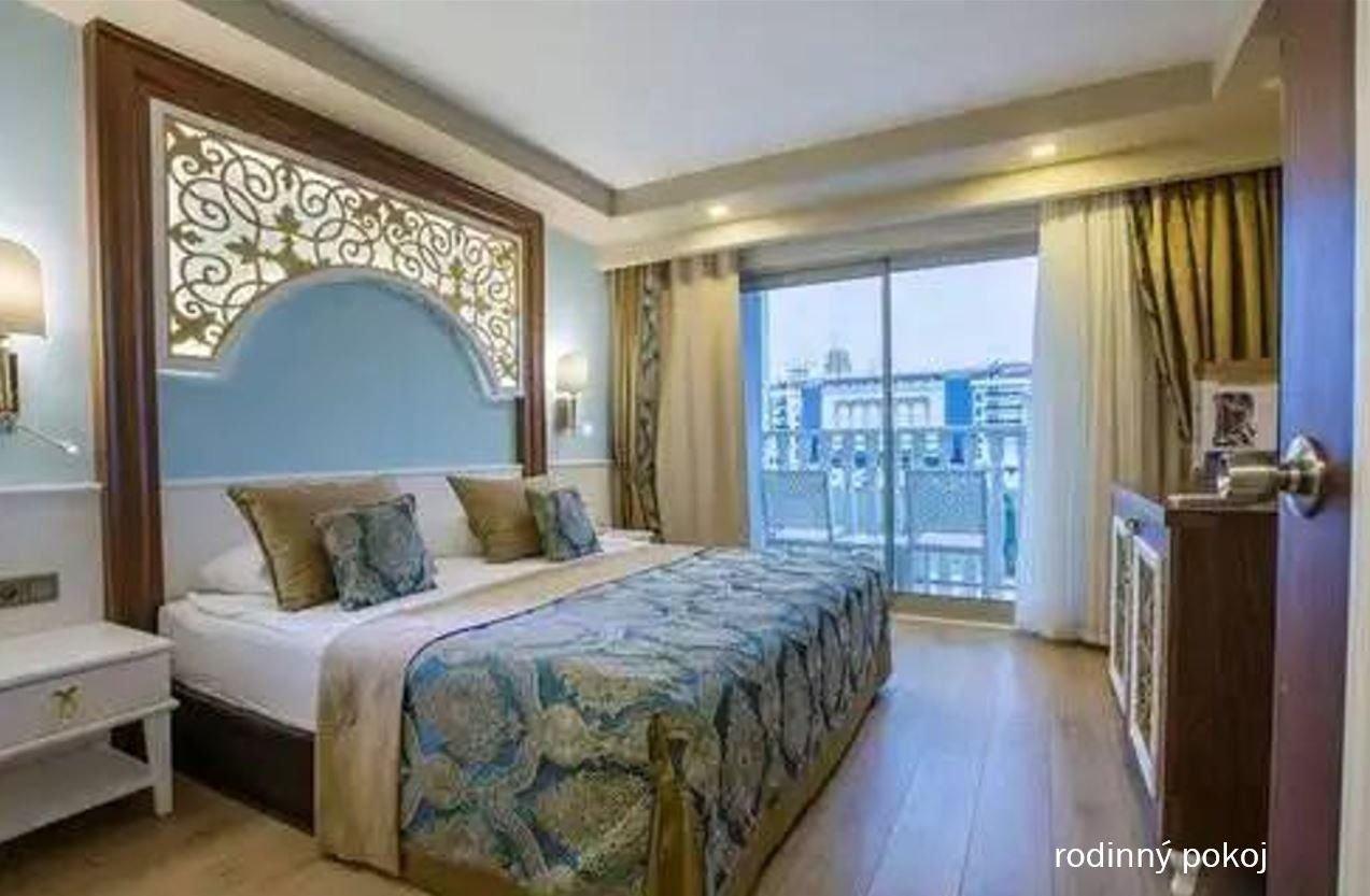 Hotel Jadore Deluxe
