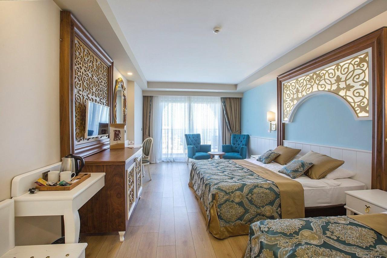 Hotel Jadore Deluxe