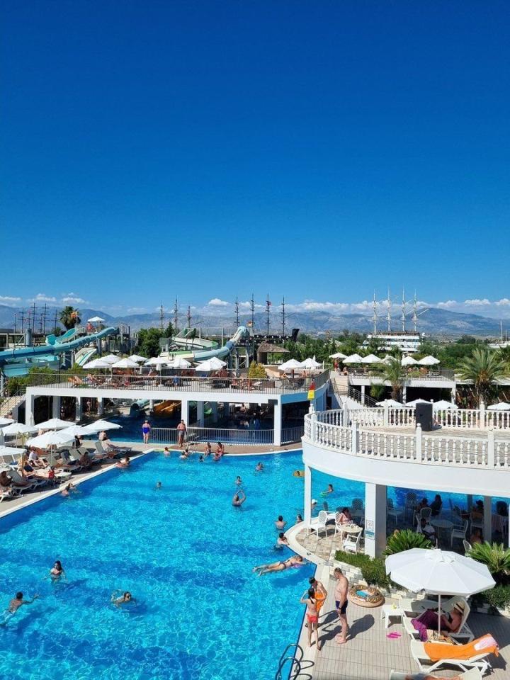 Hotel Jadore Deluxe