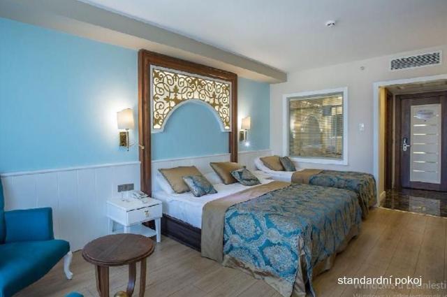 Hotel Jadore Deluxe