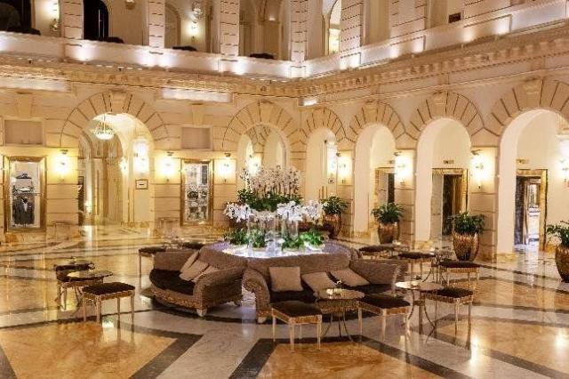 Anantara New York Palace hotel