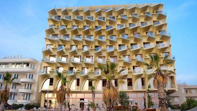 Hotel Epidamn White Sensation
