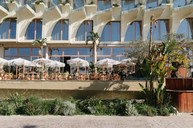 Hotel Epidamn White Sensation