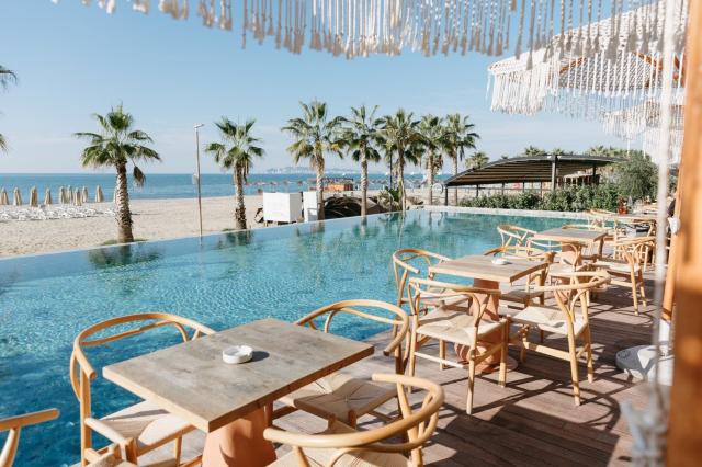 Hotel Epidamn White Sensation