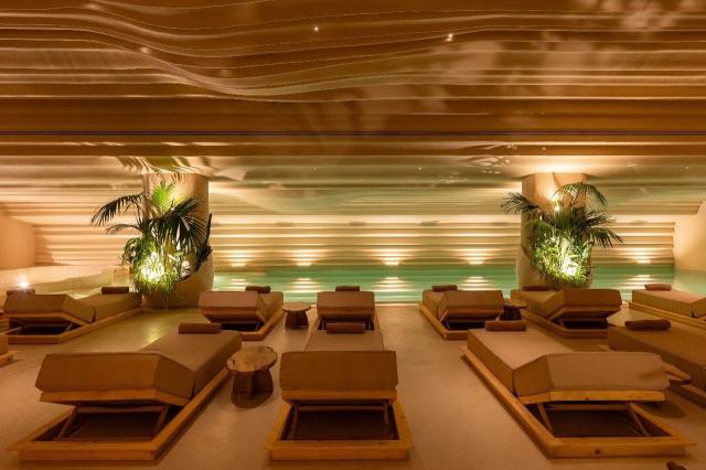 Hotel Epidamn White Sensation